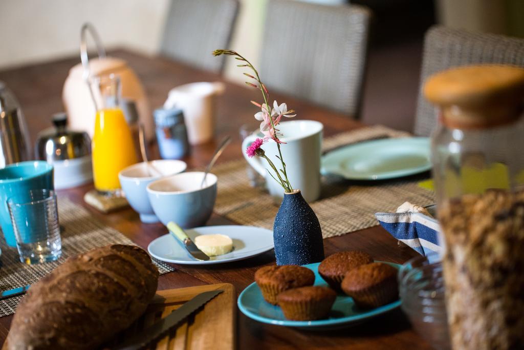 Au Mas Des Calmettes Bed & Breakfast Parisot  Bagian luar foto