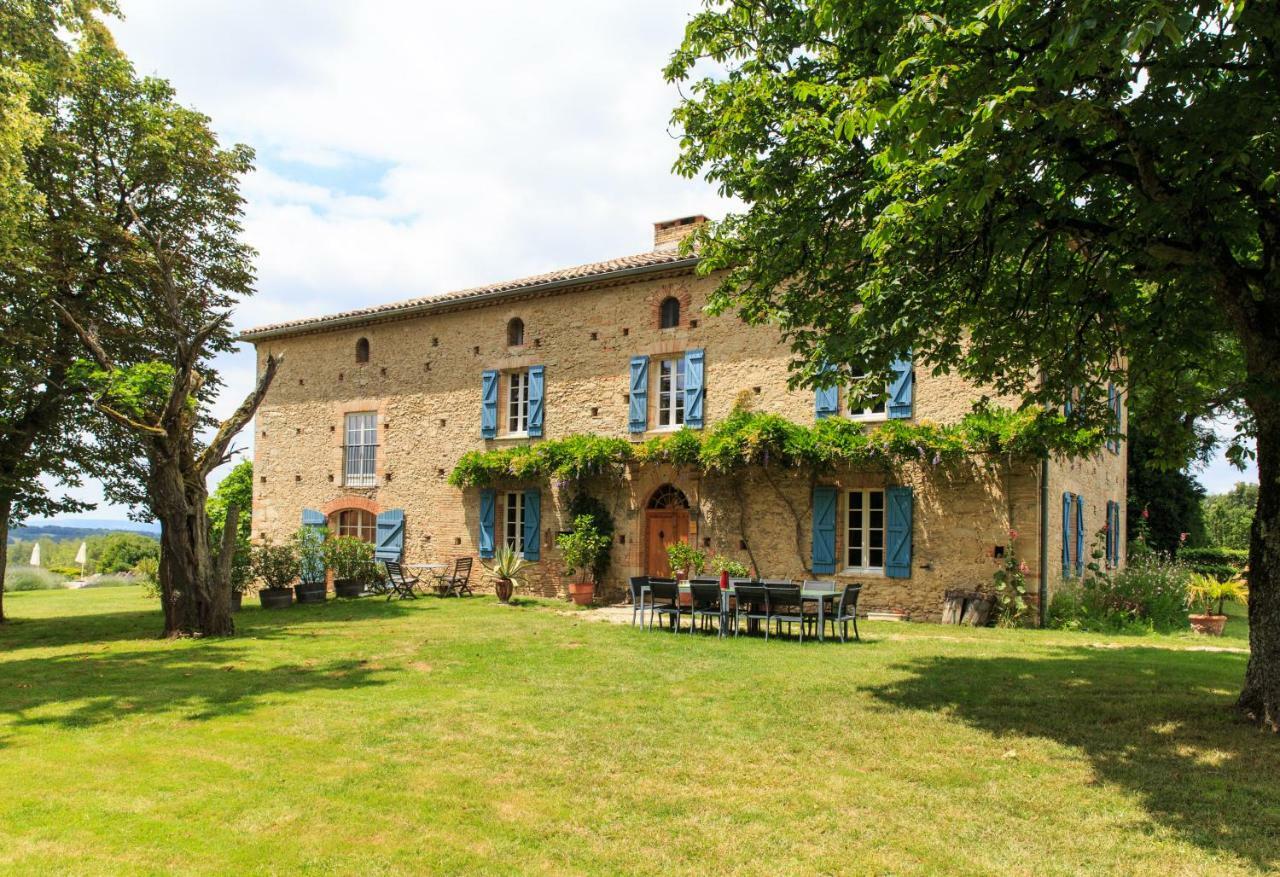 Au Mas Des Calmettes Bed & Breakfast Parisot  Bagian luar foto